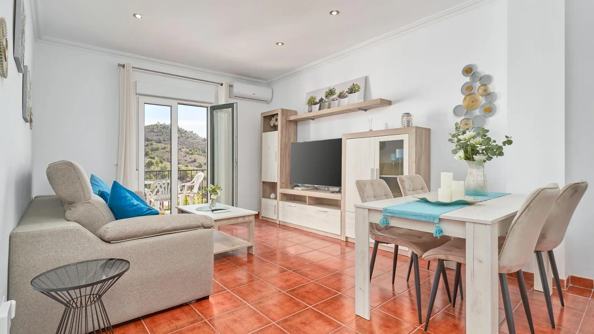 Apartment In Balcon De Frigiliana