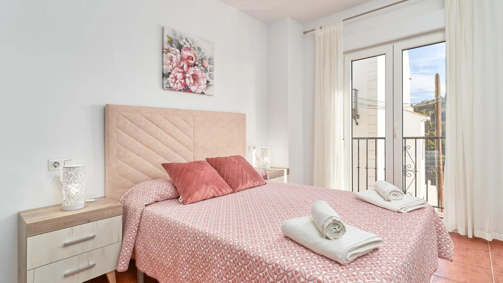Apartment In Balcon De Frigiliana 0*,