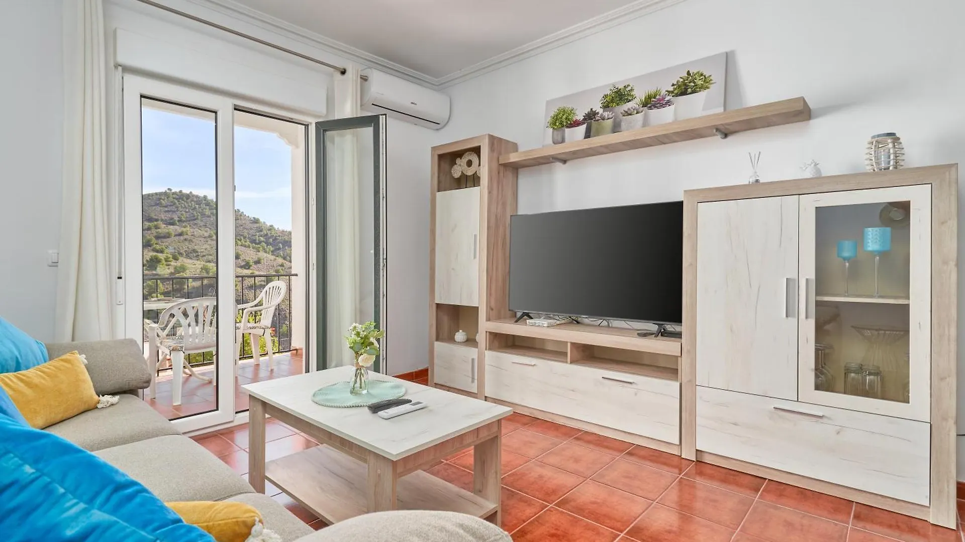 Apartment In Balcon De Frigiliana